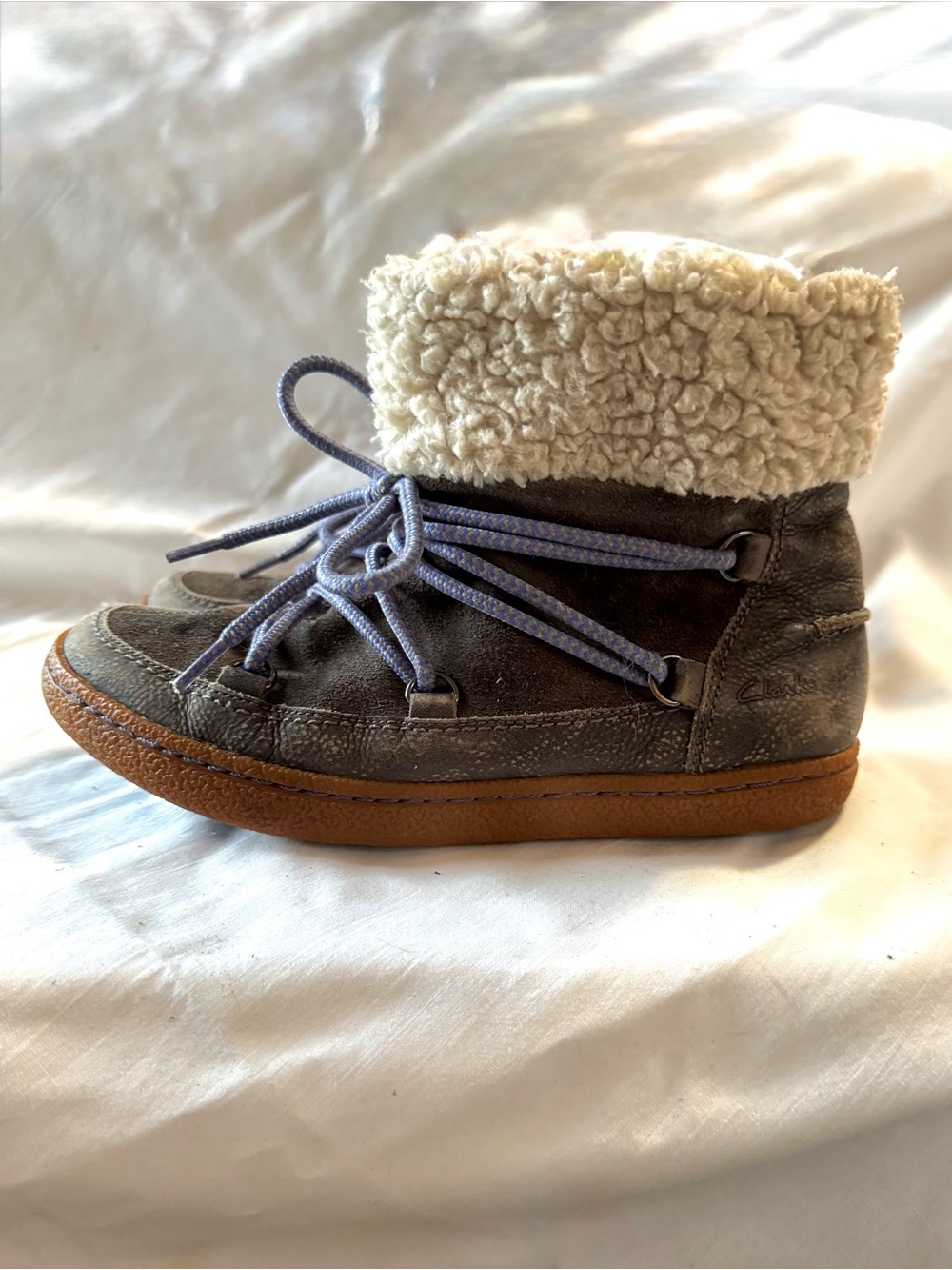 Clarks Kids Glue/Gray Faux-Shearling Winter Boot- lace up and zipper closure